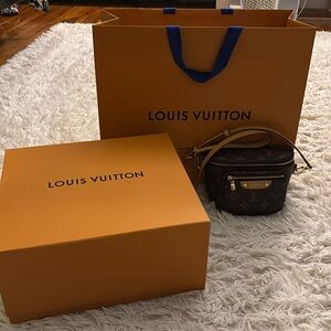Authentic Louis Vuitton mini Bumbag